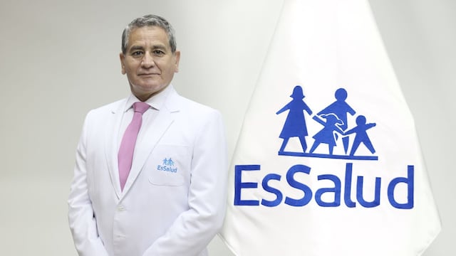 Presidente de EsSalud: “Voy a pedir a la Contraloría que hagan una revisión”