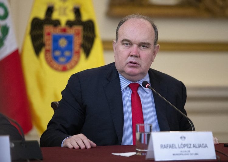 Pobladores de Lima Norte anuncian una marcha y un plantón en respaldo a la posición del alcalde limeño en contra de la empresa concesionaria.