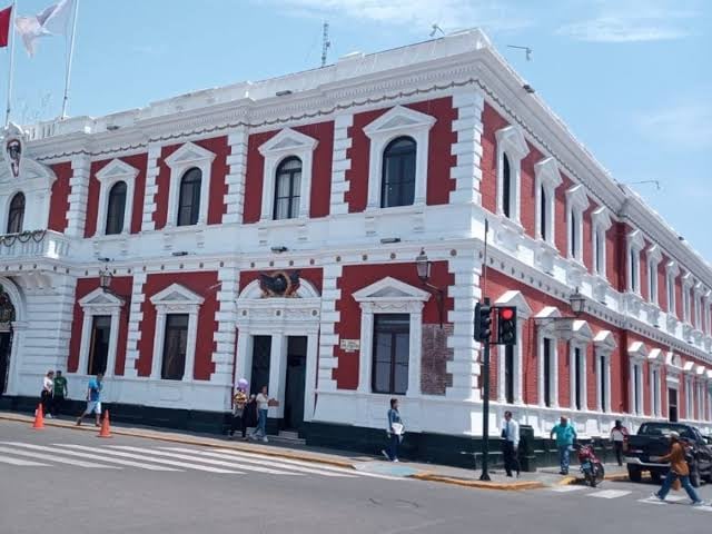 Se anunció que el médico cirujano Milton Ramírez Herrera será el aspirante al sillón edil.