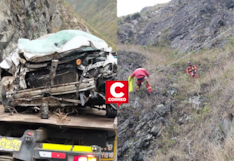 Tarma: conductor muere tras chocar contra bus y caer a abismo de 100 metros en Carpapata