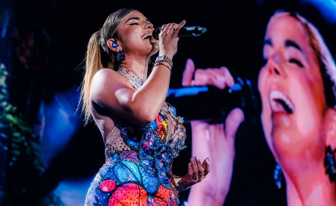 Multitudinario espectáculo y con invitados internacionales realizó la orquesta piurana.