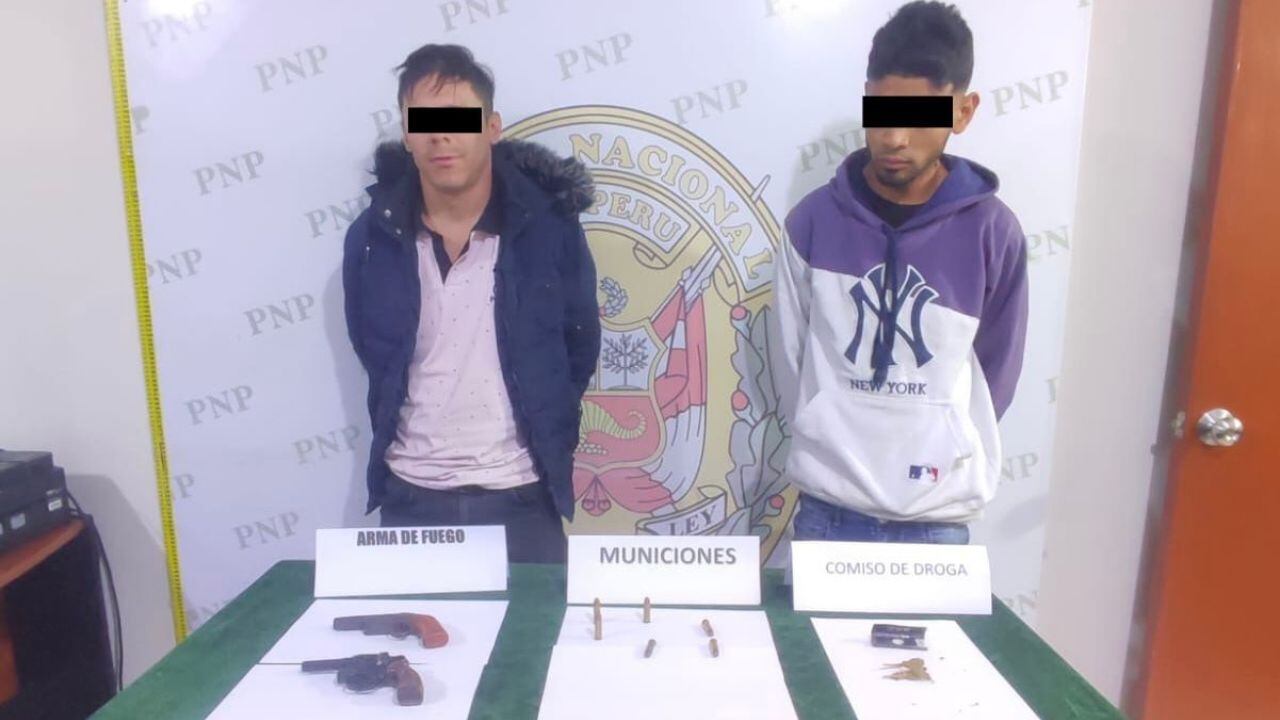 Según la Policía, los ciudadanos de nacionalidad venezolana tenían dos armas de fuego y abastecidas.