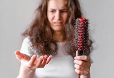 Especialistas advierten que no toda caída de cabello durante el invierno se debe al frío
