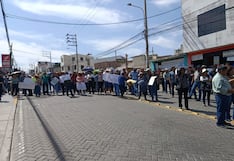 Transportistas del SIT protestan y piden elevar pasaje urbano a S/ 1.50 en Arequipa (VIDEO)