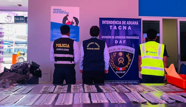 Aduaneros detectaron el dinero y luego alertaron a representantes de la PNP y Fiscalía
