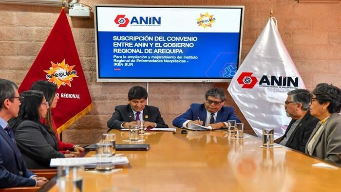 Gobernador regional de Arequipa, Rohel Sánchez, sin soluciones. (Foto: Difusión)