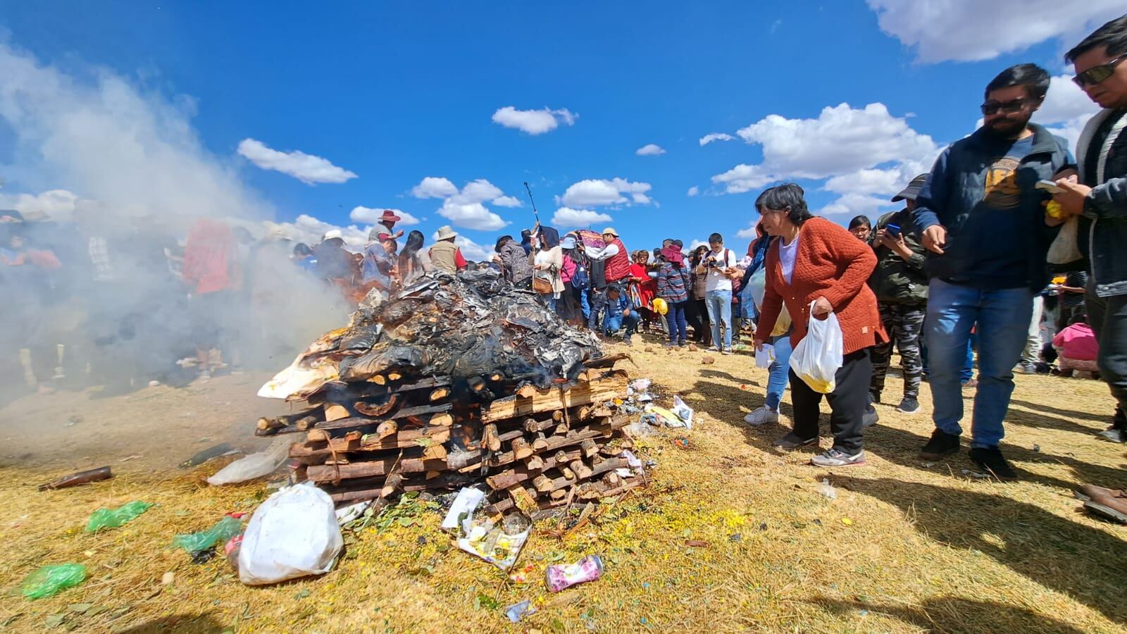 Tributo a la Pachamama en Cusco. Foto: Juan Sequeiros.