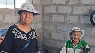 Arequipa: Olla común recurre a adultos mayores para pedir apoyo en mercados