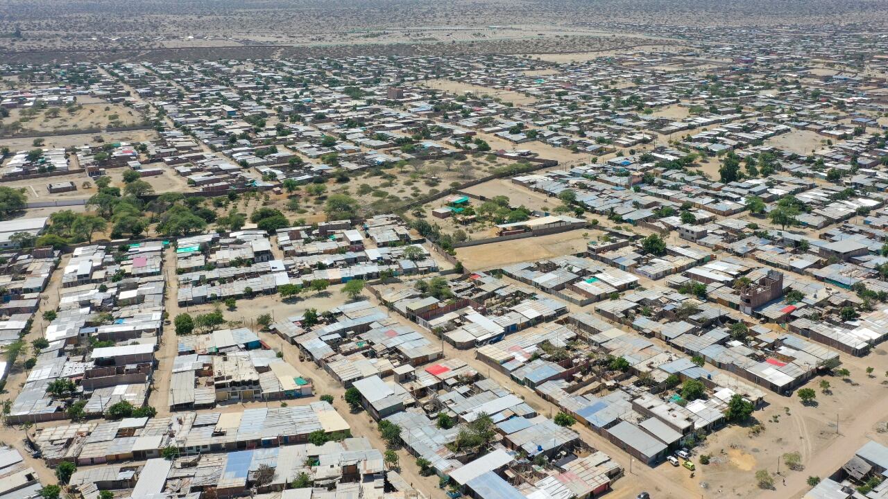 Ministerio de Vivienda anuló contrato con empresa que ganó la adjudicación de la obra de saneamiento, al parecer, para favorecer a la empresa Sinohydro.