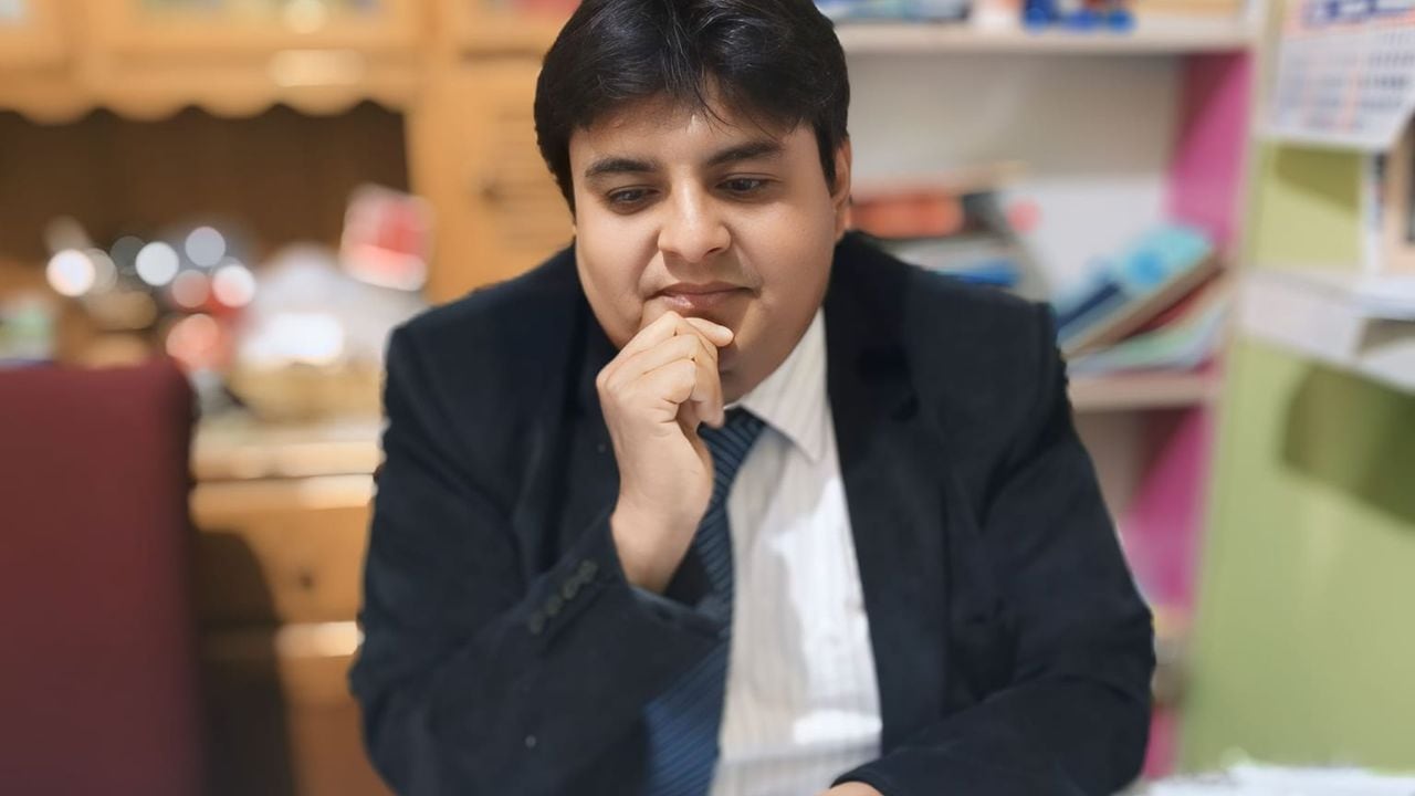 Adolescente intervenido por el asesinato de comunicador relató que una persona que estaba en un automóvil rojo le ordenó al “gatillero” hacer los disparos.