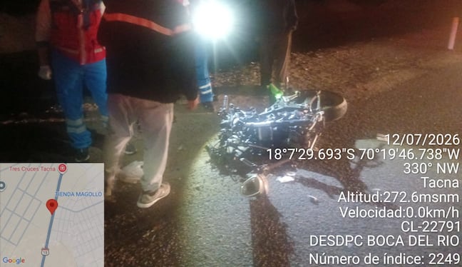 El vehículo menor quedó inservible tras el impacto con la camioneta. (Foto: Difusión)