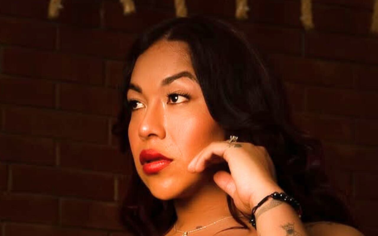 DayanitaLa comediante explicó que la cirugía fue por motivos médicos, pero su decisión ha sido cuestionada por realizarla mientras afronta una sanción económica impuesta por la producción de JB en ATV.