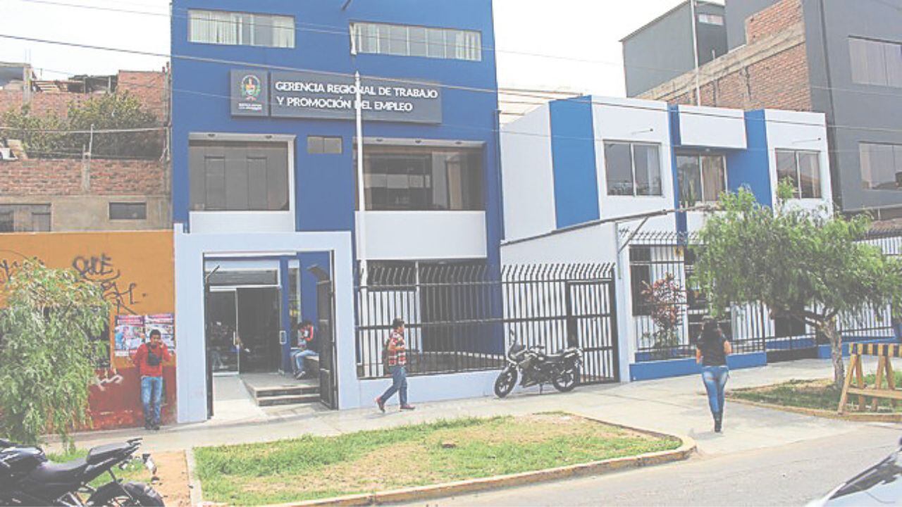 A través de un comunicado, la nueva gerenta, Melissa Reyes Araujo, afirmó que las acusaciones hechas por el consejero Frank Solórzano carecen de fundamento y pidió no creer en ellas.