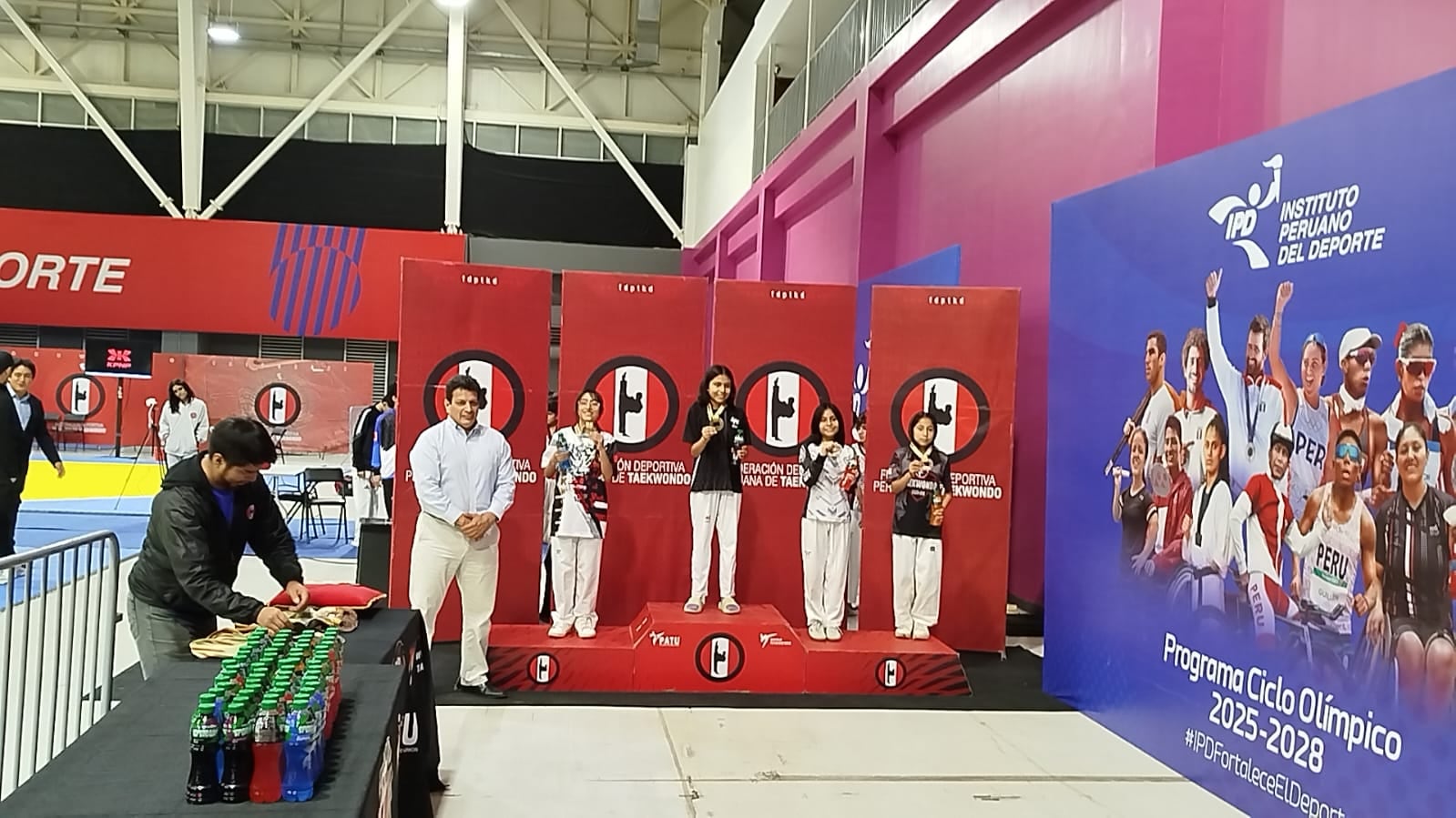 Arequpeña Samantha Perea es campeona en el Tercer Ranking Nacional de Taekwondo, realizado en Lima. Foto: GEC.