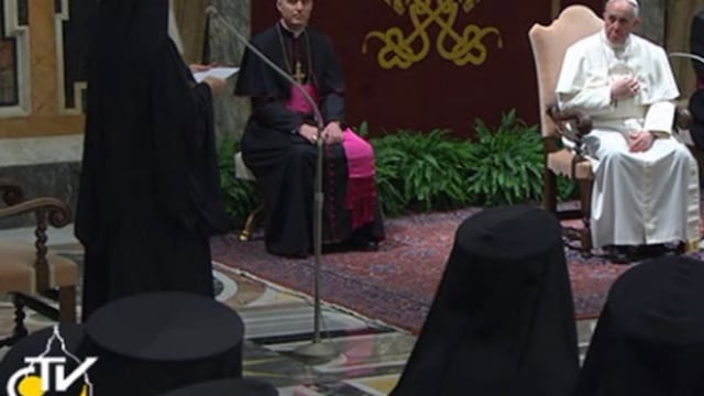 Papa Francisco y líder de la iglesia Ortodoxa en reunión histórica