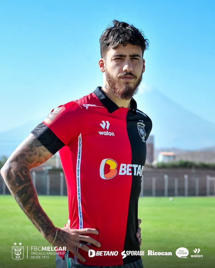 Viste los colores rojinegro. (Foto: FBCMelgar)