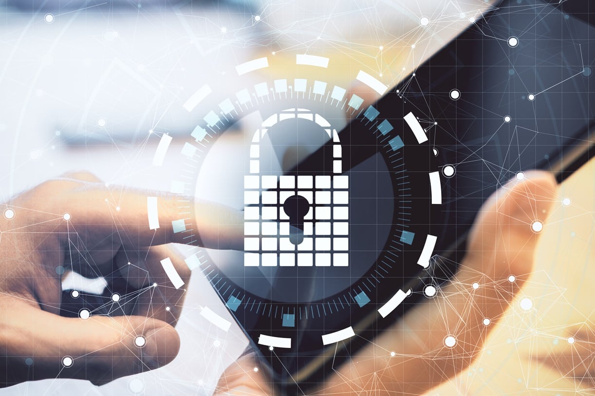 Los teléfonos almacenan información personal, financiera y laboral. Sepa aquí una guía práctica con 10 acciones para reforzar la seguridad del dispositivo y reducir el riesgo de ciberataques.