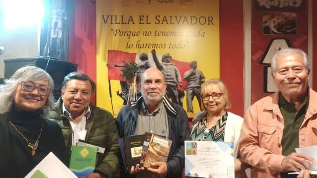 Hay actividades de “Grupos Literarios de Lima Sur”, en los cuales interactúan escritores, gestores culturales y miembros de colectivos.