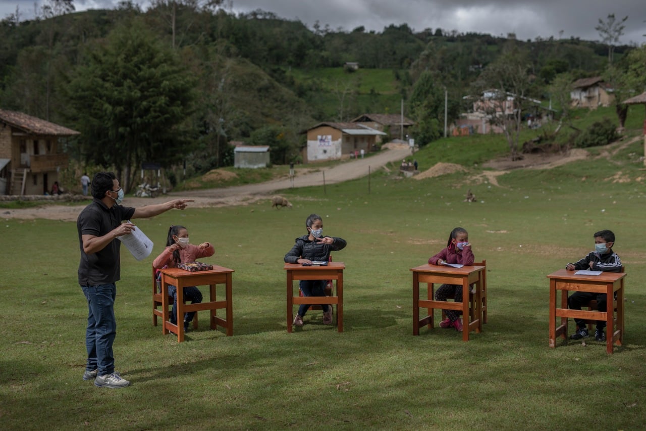 La pandemia agudizó los graves problemas que afrontan los docentes que laboran en zonas rurales de la sierra y selva del país. (Foto: Anthony Niño de Guzmán / El Comercio)