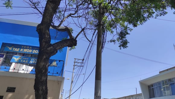 Cables son un peligro para ciudadanos en Arequipa. (Foto: GEC)