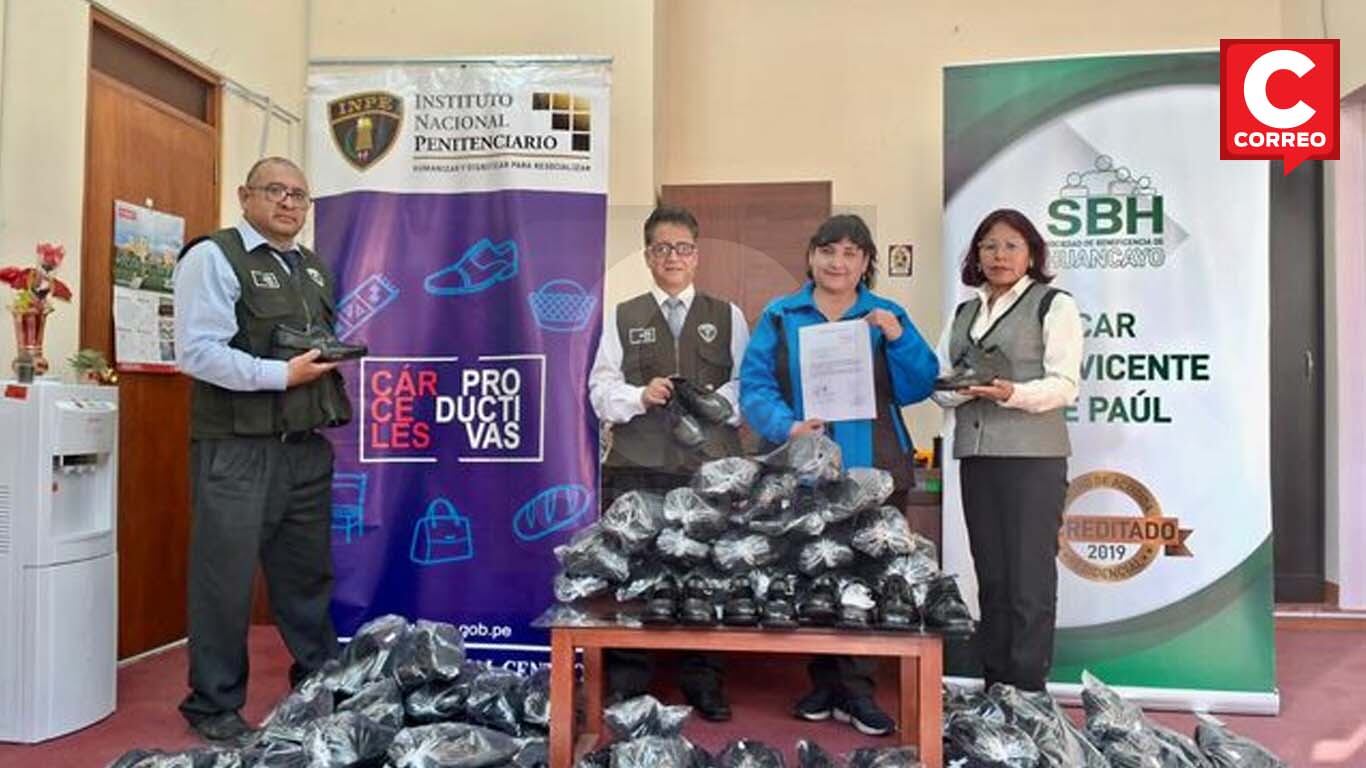 Entrega de zapatos al albergue San Vicente de Paul