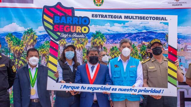 Ministro Avelino Guillén lanza programa ‘Barrio Seguro’ en Ayacucho