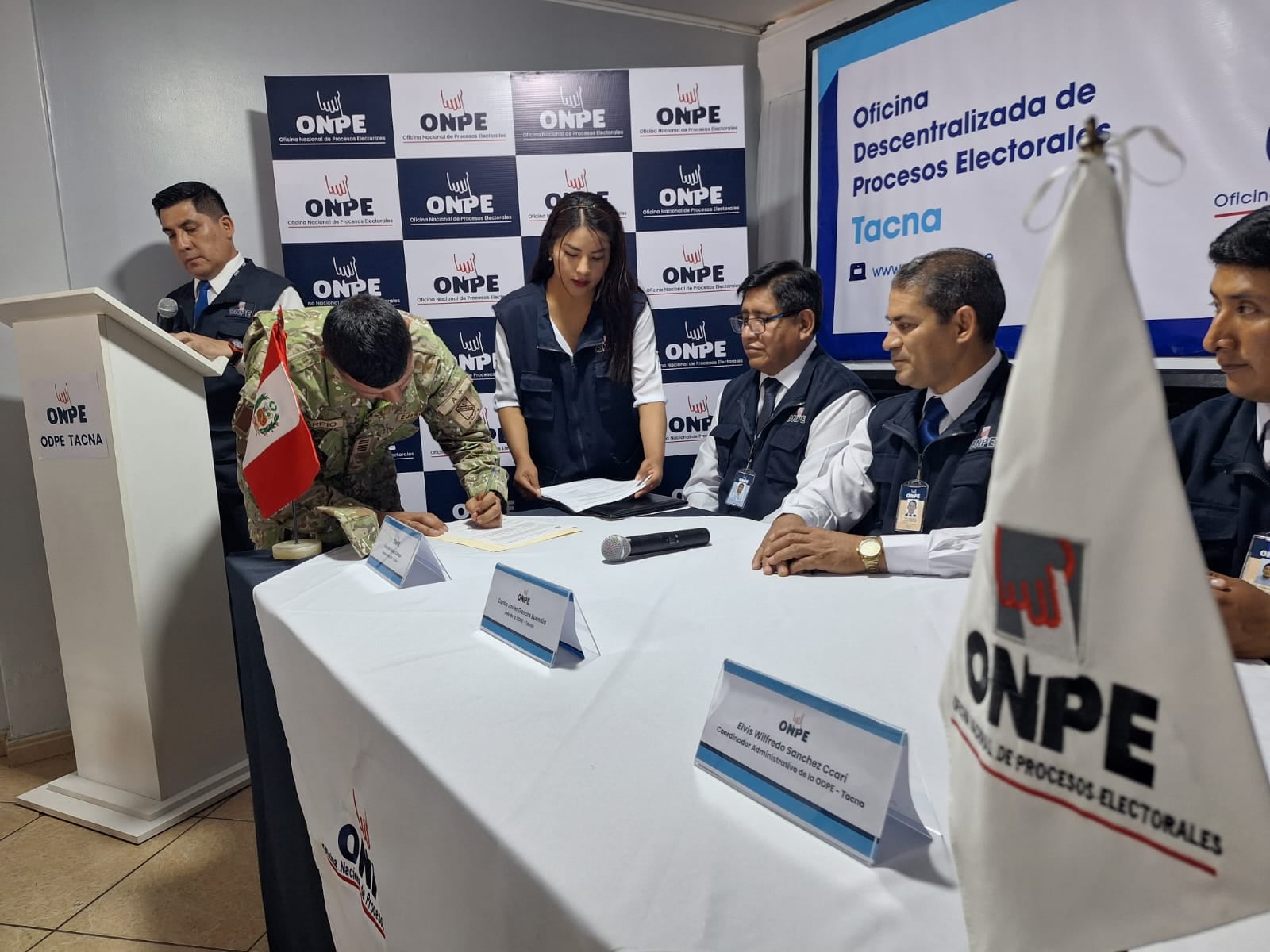 Carlos Javier Ganoza Buendía es el jefe de la Oficina Descentralizada de Procesos Electorales en Tacna. (Foto: Difusión)