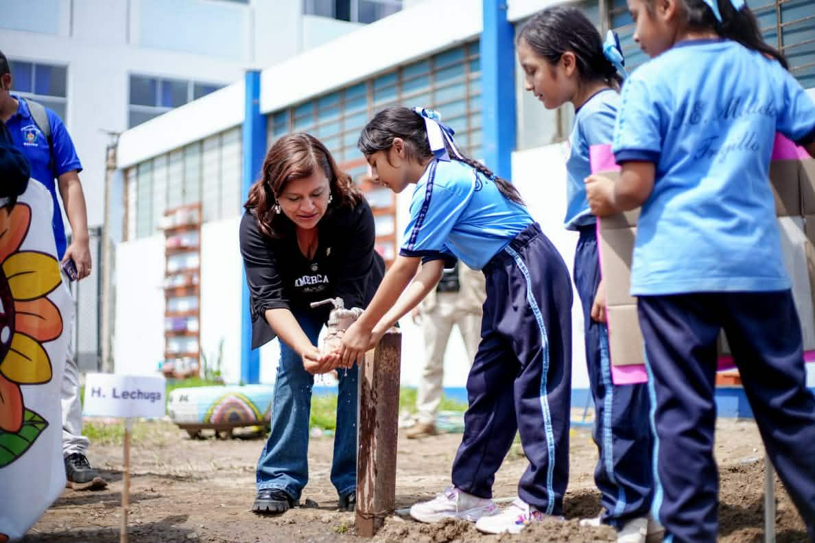 El Gobierno Regional de La Libertad impulsa megaproyecto ambiental con inversión de más de S/ 9 millones en beneficio de 34 instituciones educativas.