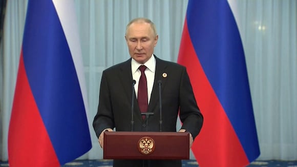 Putin amenaza con "recortar" producción de petróleo tras tope de precios impuesto por Occidente