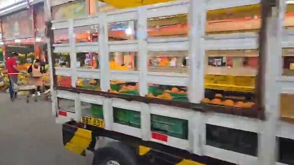 CORREO |Protesta de mineros en Arequipa interrumpen ingreso de frutas a mercados