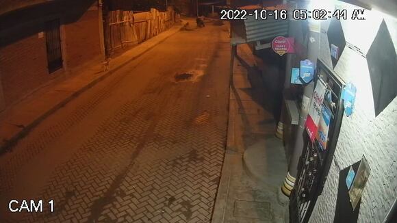 Cámara capta robo de motocicleta en Tumbes