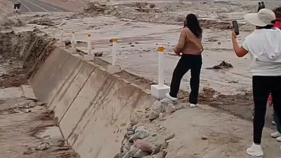 CORREO | HUAICO BLOQUEA PANAMERICANA SUR