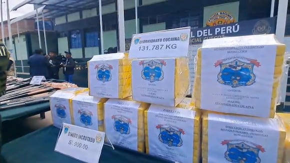 Sujetos trasladaban 131 kilos de cocaína en la tolva de una camioneta en Cusco