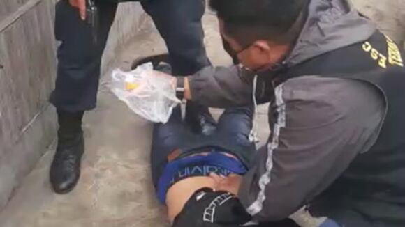 Venezolano asesinó a su compatriota en la vía pública en San Juan de Miraflores. (Video PNP)