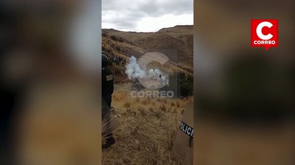 Reconstrucción De Crimen Termina En Enfrentamiento Y Dispersando A Familaires Con Bombas Lacrimógenas