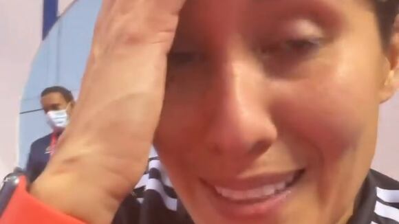 Alexandra Grande Video Bronce