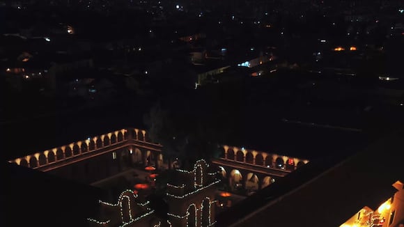 CORREO | Cusco: Realizan tradicional encendido de árbol navideño