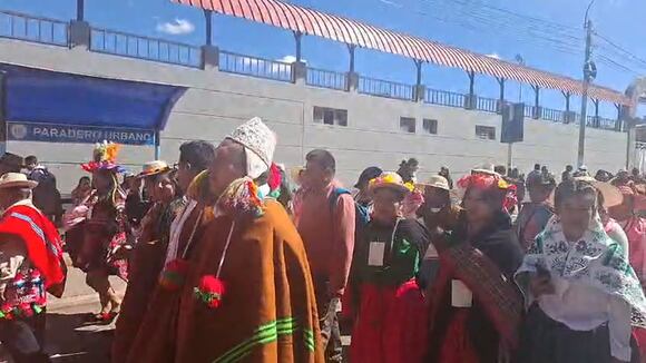 CORREO | Puno: Miles de puneños y visitantes se unieron en el compartir de "Quqawi 2025"