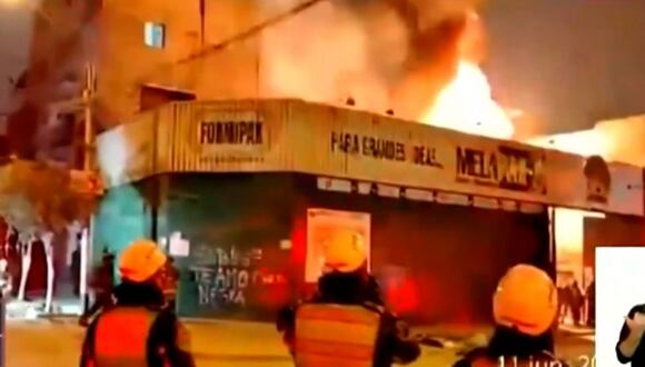 La Victoria: se registra incendio en local de venta de madera