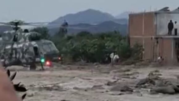 Rescate a 45 pobladores en Virú