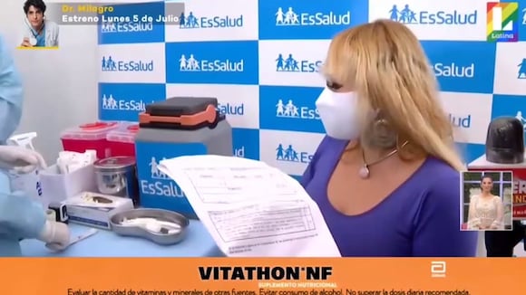 Susy Díaz recibe la vacuna