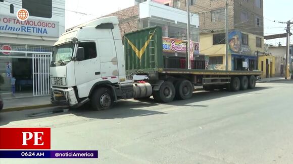 Delincuentes intentan robar tráiler
