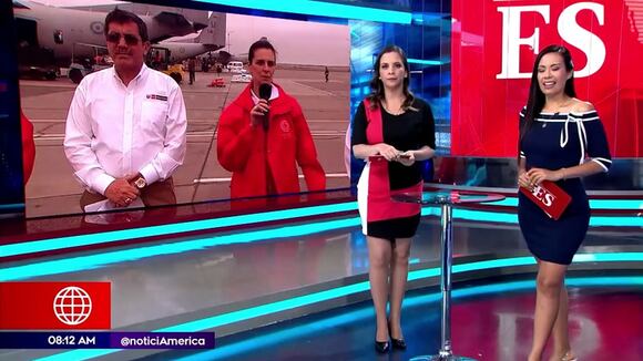 Ministra de vivienda en conferencia de prensa