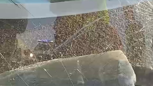 CORREO | Varios heridos por choque de combi con camioneta en Apipa