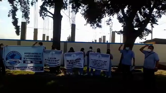 Tacna: Tecnólogos médicos llevan 47 días en huelga exigiendo crear unidades orgánicas