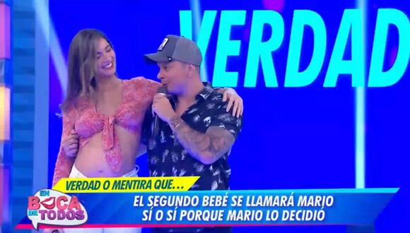 Mario Hart y Korina Rivadeneira sobre su bebé