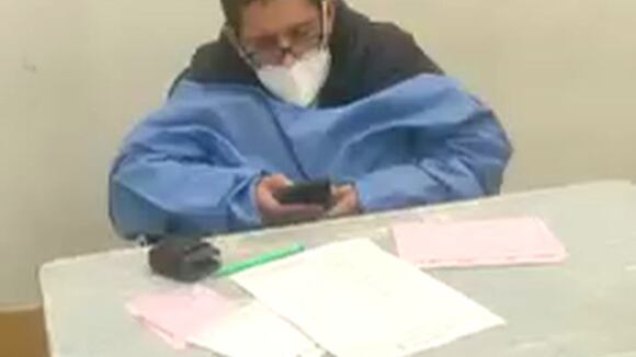 Médico Llama Ladrones A Presidente Y Gobernador Regional