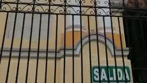 Se desploma parte de estructura de la catedral de Piura por fuerte sismo