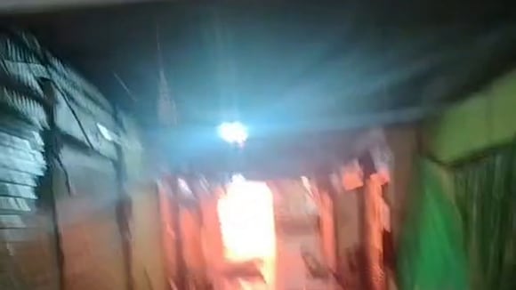 CORREO | Se incendian puestos del histórico Mercado Central de Tacna