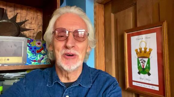 Nito Mestre envía saludo a sus fans